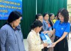 Ban nữ công CĐCS Bảo hiểm xã hội tỉnh Quảng Trị: Tặng quà cho chị em có hoàn cảnh khó khăn trên địa bàn thành phố Đông Hà
