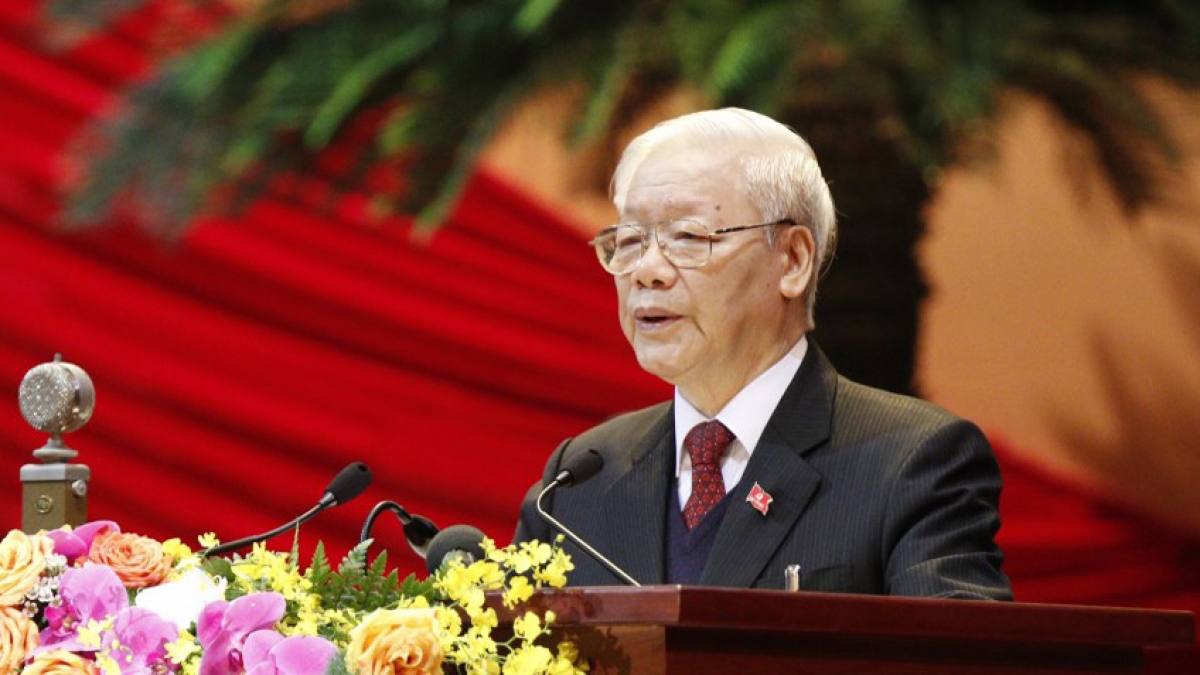 Tổng Bí thư, Chủ tịch nước Nguyễn Phú Trọng, Trưởng Tiểu ban Văn kiện trình bày Báo cáo của Ban Chấp hành Trung ương khóa XII về các văn kiện trình Đại hội XIII của Đảng.