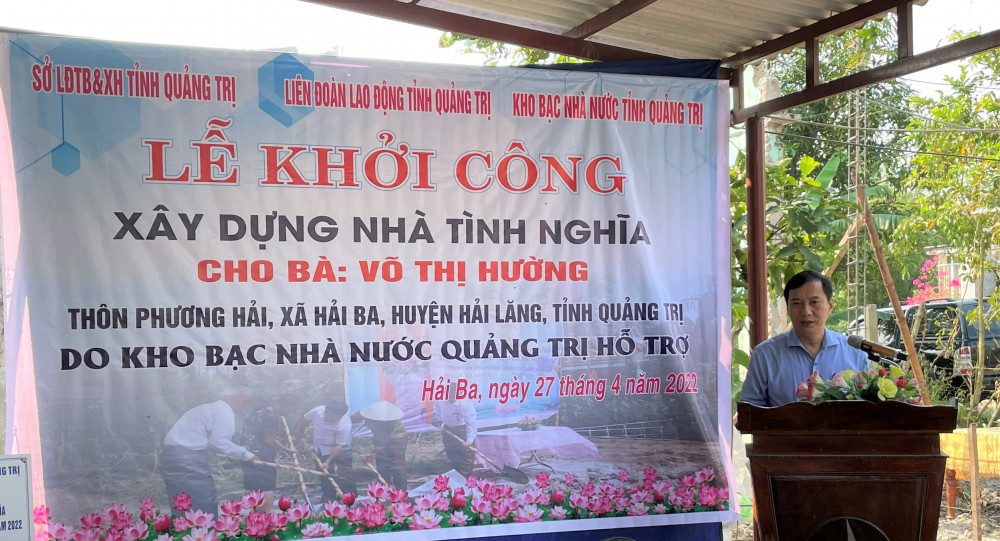 Đồng chí Lê Quang Chiến – UVBTV Tỉnh ủy, Phó Chủ tịch Thường trực HĐND tỉnh phát biểu tại Lễ khởi công